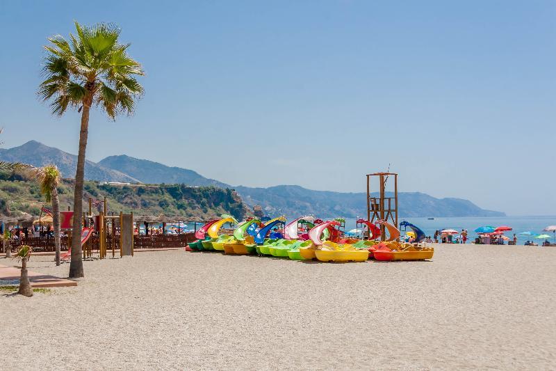 Marimel Nerja Alojamientos Exterior photo